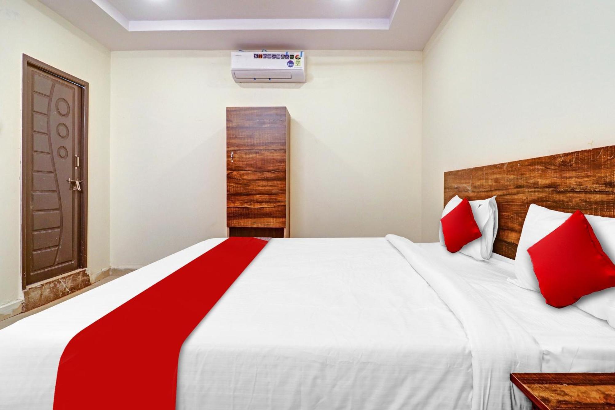 Hotel O R Square Inn Hyderabad Exterior photo